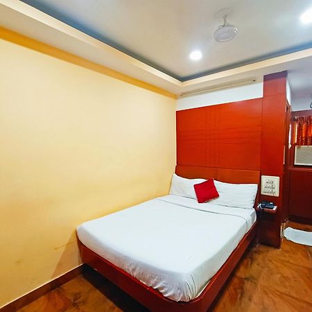 Pavithra Paradise Bangalore Exterior foto