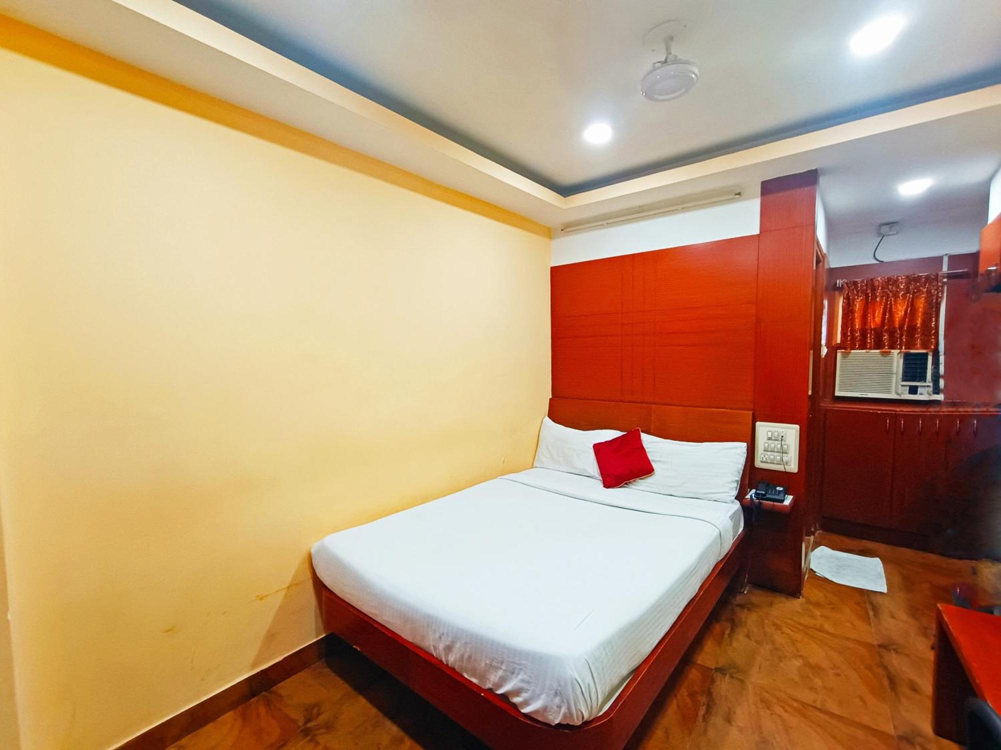 Pavithra Paradise Bangalore Exterior foto