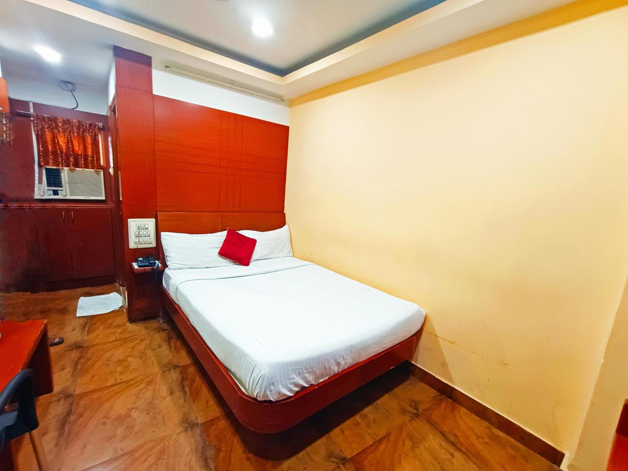 Pavithra Paradise Bangalore Exterior foto