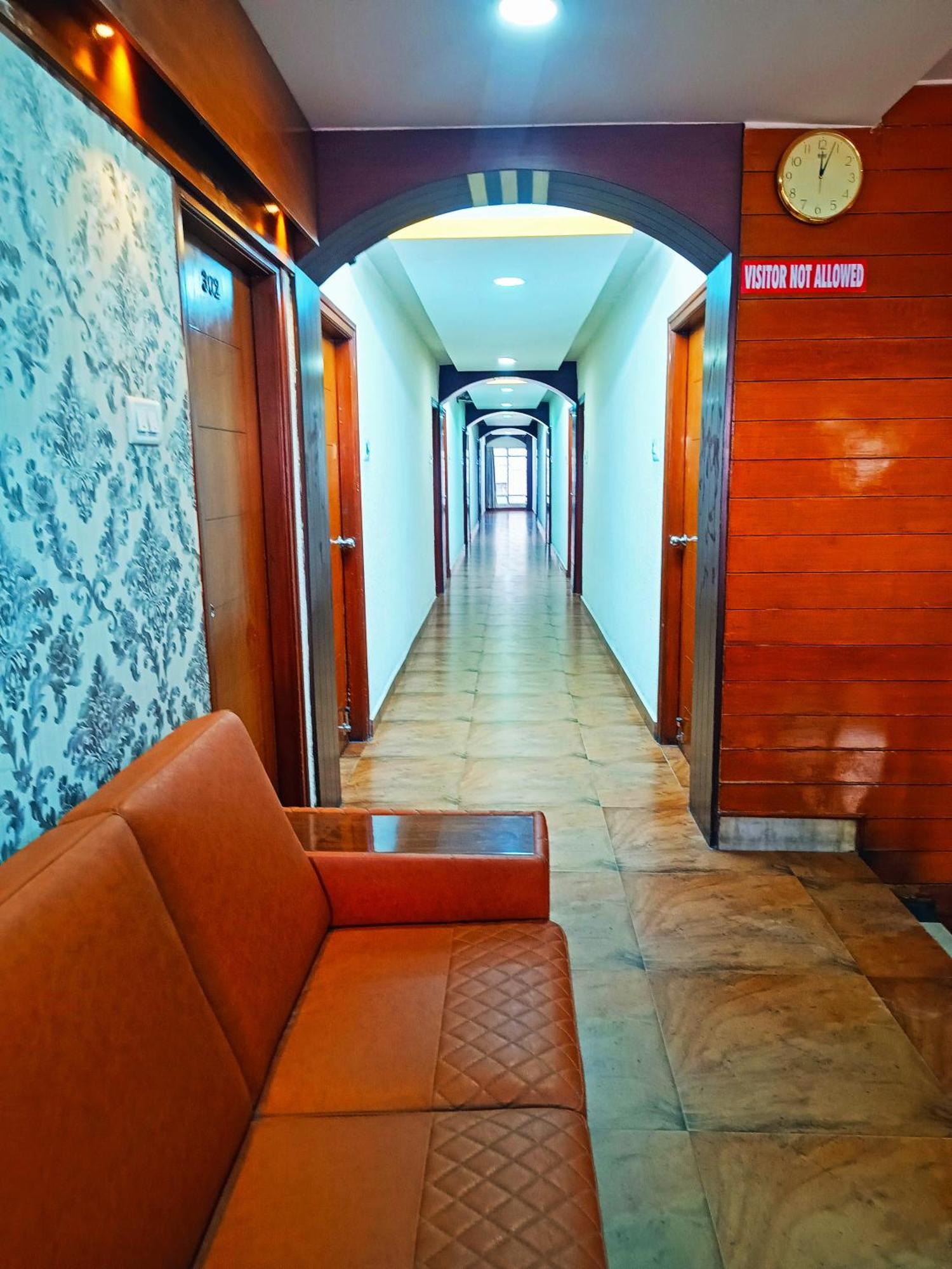 Pavithra Paradise Bangalore Exterior foto